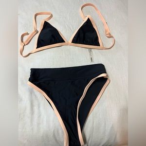 SHEIN medium high waisted black and peach bikini 🫶🏻